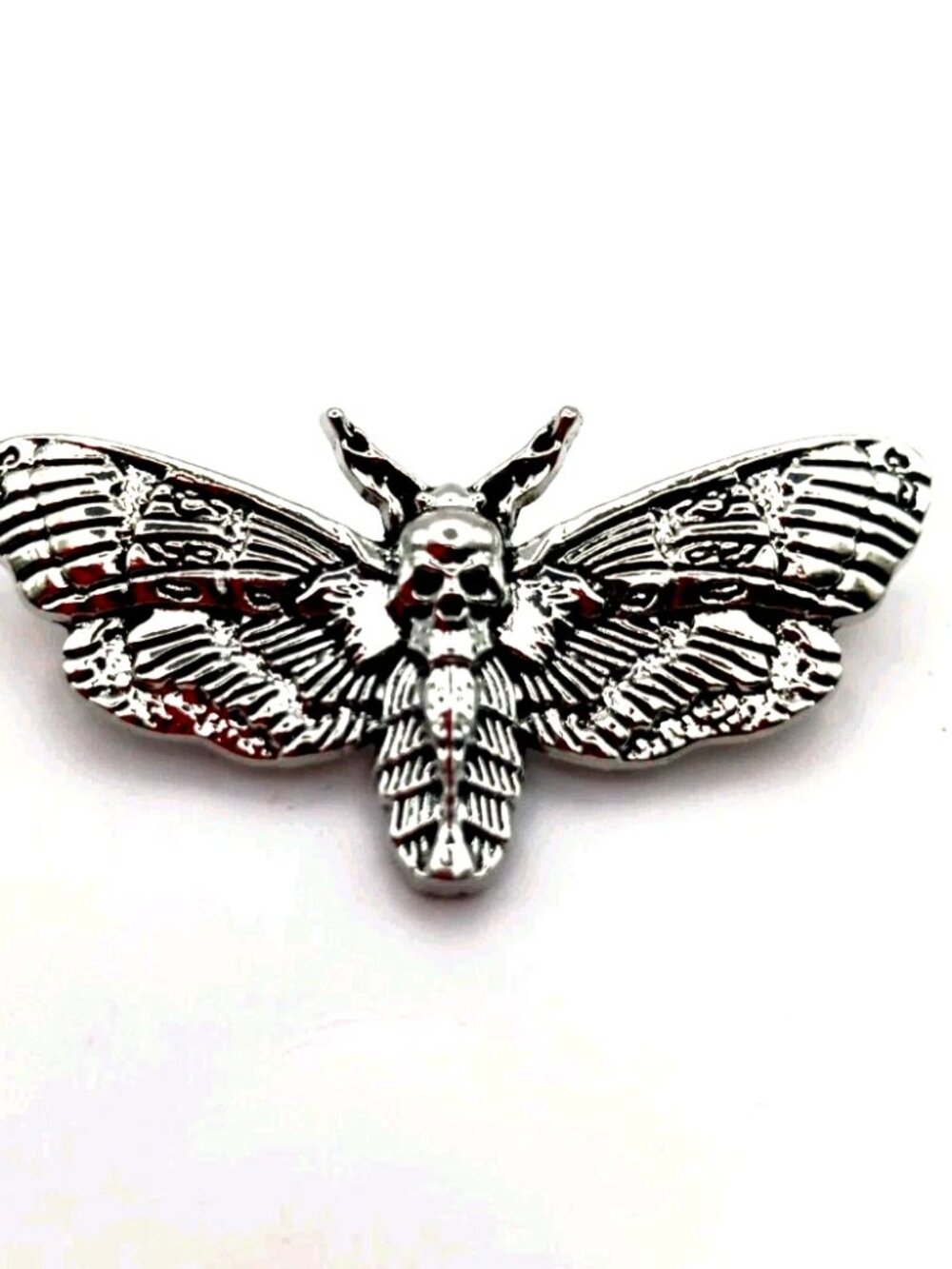 Gothic Winged Skull Jacket or Hat Pin Silvertone
